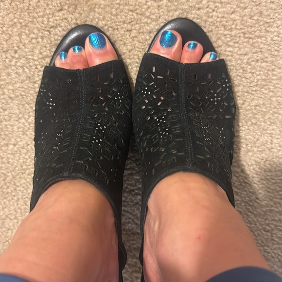 Joie suede slip on wedges - Picture 5 of 6